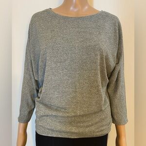 Women Tahari Gray 3/4 Sleeve Top